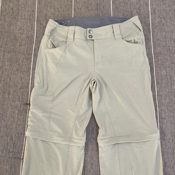 Women’s Columbia Hiking Pants - Size 6 - Picture 2 of 7